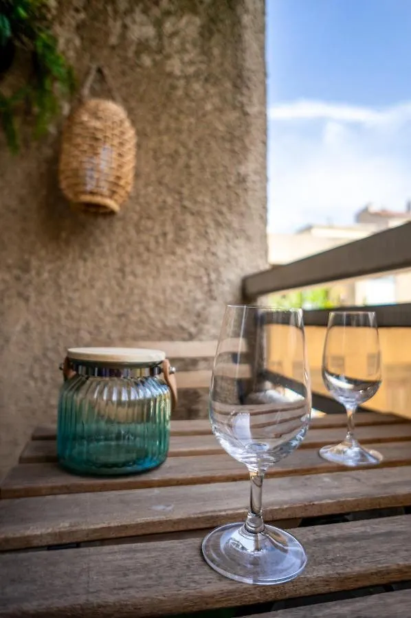 Appartement Terrasse Vieux Port Cour Julien Marseille Apartmán